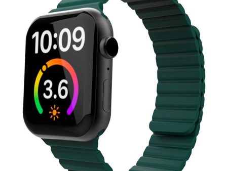 Apple Watch (42 44 SE 45 46 49mm) Lippa Magnetisk Silikone Rem - Mørkegrøn Sale