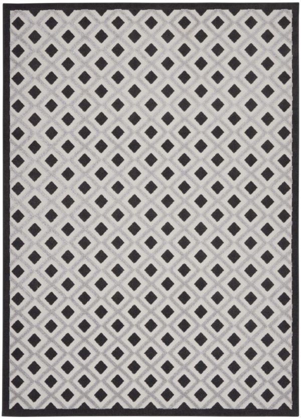 10  X 13  Black And White Gingham Non Skid Indoor Outdoor Area Rug For Sale